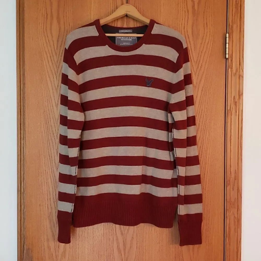 Very Nice American Eagle Vintage Fit Striped Sweater Sz L